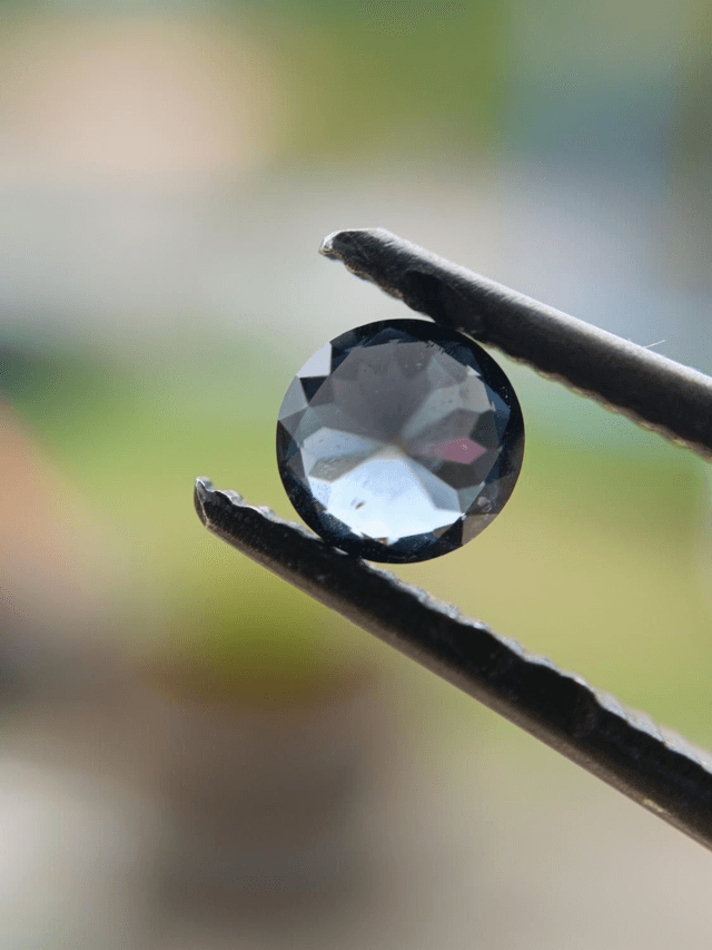 Spinelle Bleu 0,81 carat 