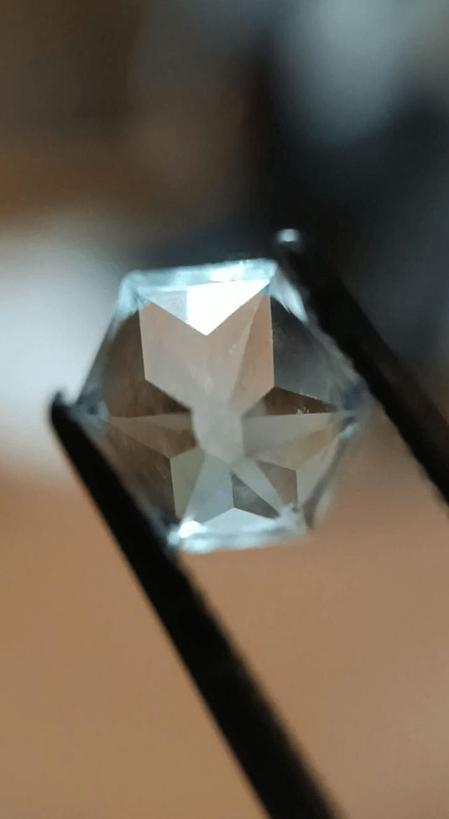 Aigue-Marine Hilite Cut 2.50 carats