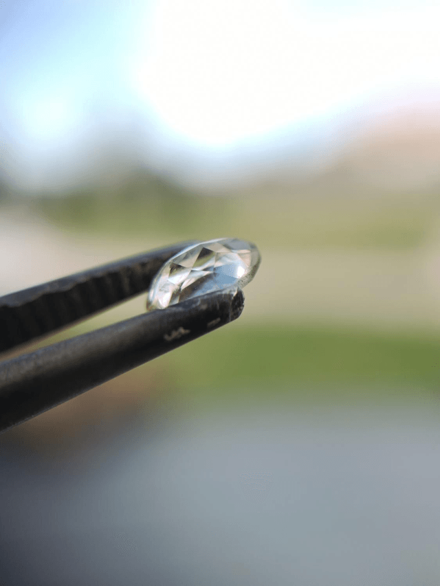 Topaze Champagne Taille Ovale 0,405 carat