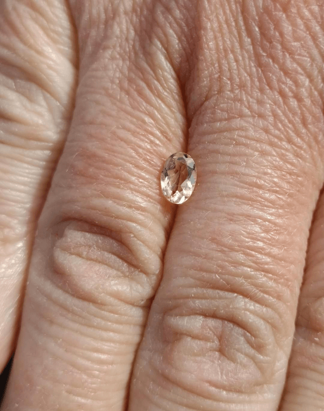 Topaze Champagne Taille Ovale 0,405 carat